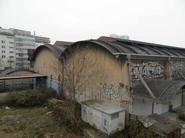  vieux hangars tagués
